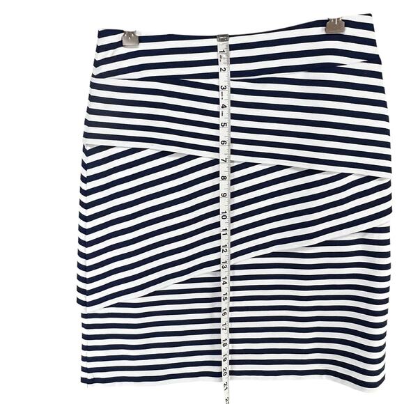 J McLaughlin Nicola Skirt Womens Small Stripe Stretch Catalina Cloth Nautical - Picture 7 of 11